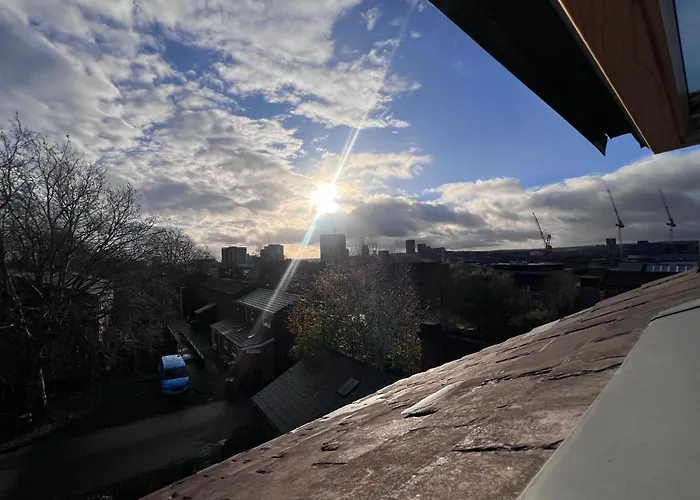 The Bluebird Iii Pensión 3*